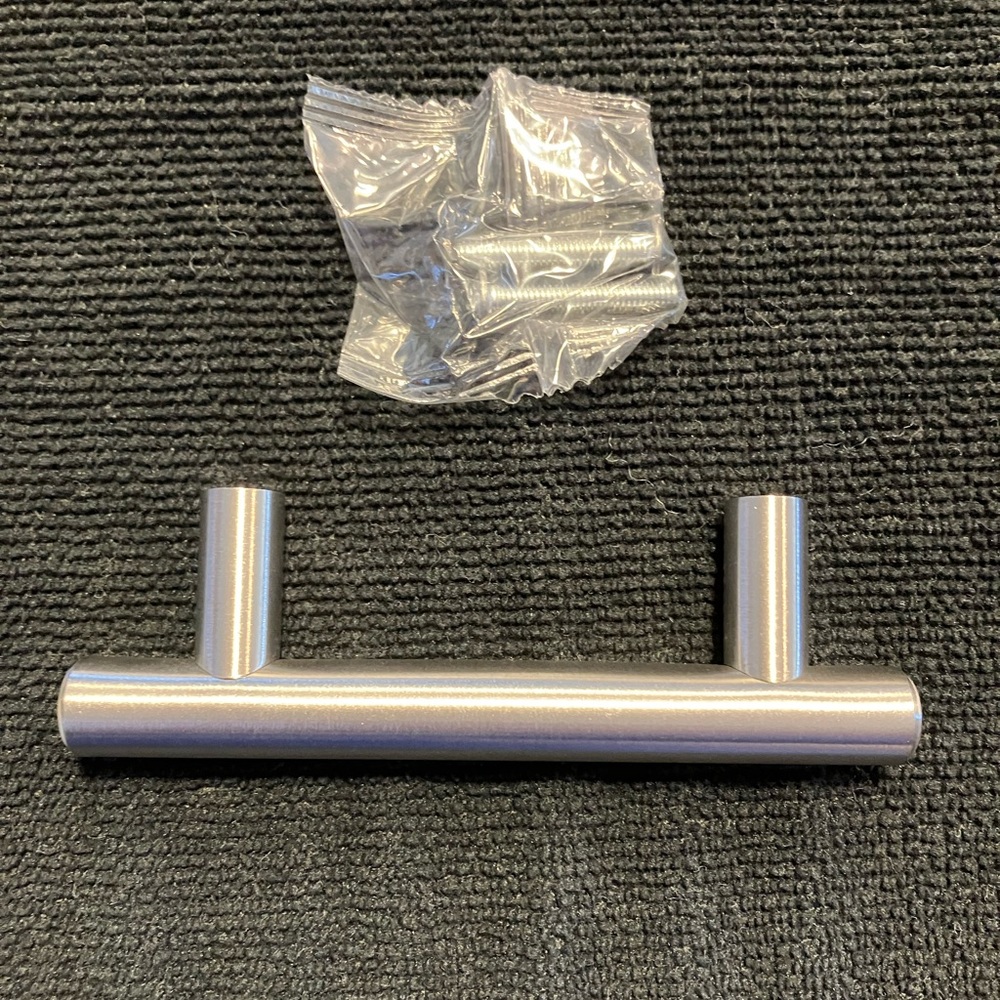 *New* (8) cabinet/drawer handles